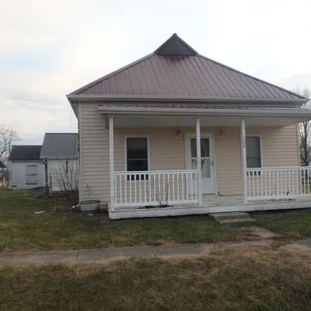 Buy this 2 bed house on West Chestnut Street in Brashear, Adair County