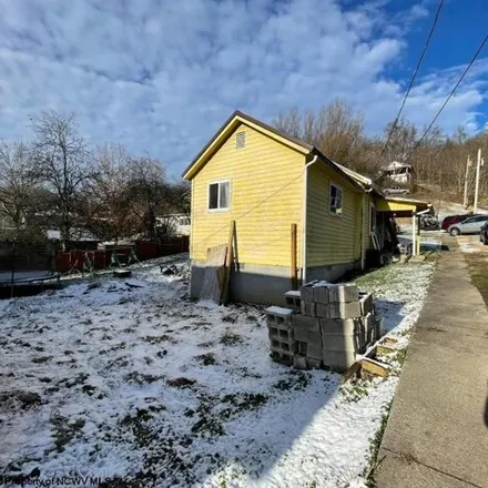 Buy this 3 bed house on 273 West 4th Street in Weston, WV 26452