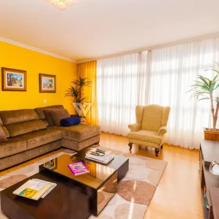 Buy this 3 bed apartment on Avenida Sete de Setembro 4495 in Água Verde, Curitiba - PR