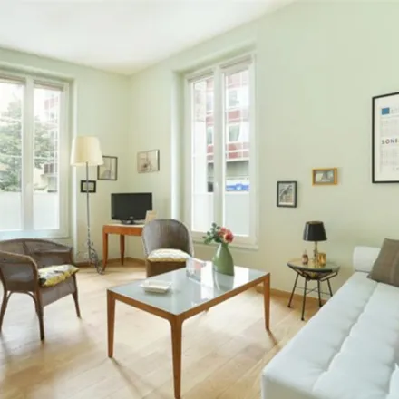 Image 4 - 18 bis Rue Dulac, 75015 Paris, France - Apartment for rent