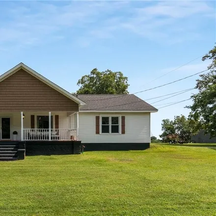 Buy this 3 bed house on 2525 Spring Circle in Comer, Madison County