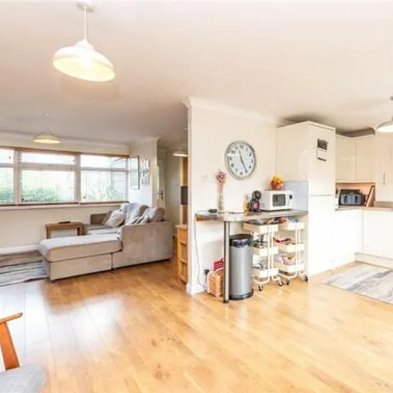 Buy this 3 bed duplex on 40 Kennet Road in Hungerford, RG17 9XW