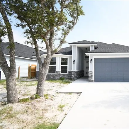 Image 2 - 622 Redwood Avenue, Aransas County, TX 78382, USA - House for sale