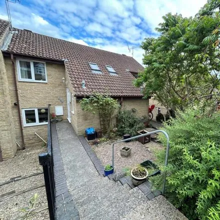 Image 1 - White Mead, Yeovil, Somerset, Ba21 - Townhouse for sale