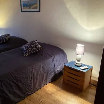 Rent this 2 bed townhouse on 06590 Théoule-sur-Mer