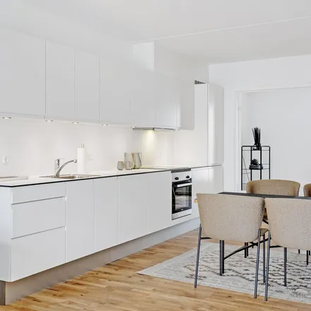 Rent this 5 bed apartment on Doris Lessings Vej 4 in 2300 København S, Denmark