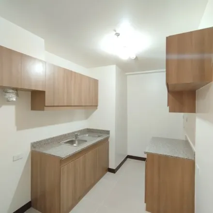 Rent this 2 bed apartment on Weston Tower in Fairlane Street, Pasig