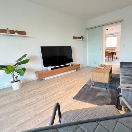 Rent this 3 bed apartment on Rheinallee 53 in 33689 Bielefeld, Germany