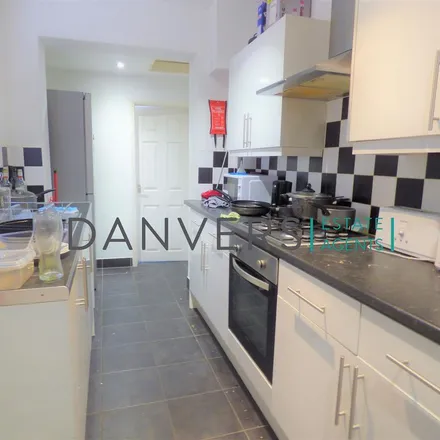 Image 3 - Browning Street, Leicester, LE3 0JW, United Kingdom - Apartment for rent