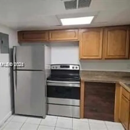 Image 2 - 5235 NW 27th St Unit 8C, Lauderhill, Florida, 33313 - House for rent