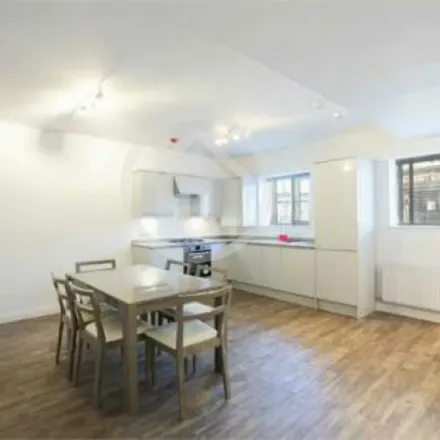 Image 4 - Combedale Road, London, SE10 0LQ, United Kingdom - Apartment for rent