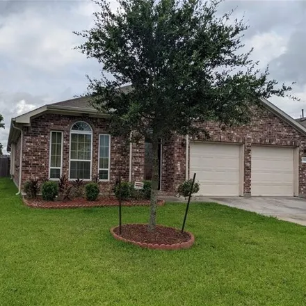Rent this 3 bed house on 13948 Goodridge Drive in Houston, TX 77048