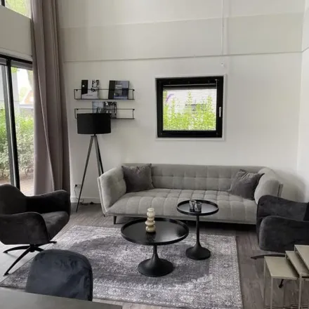 Rent this 5 bed apartment on Sophia's in Varelseweg, 8077 RB Hulshorst
