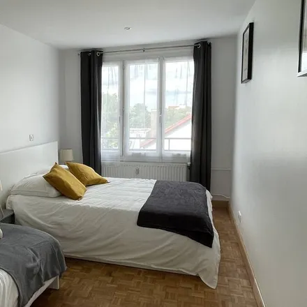 Image 6 - 94800 Villejuif, France - Apartment for rent