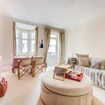 Image 2 - 102a Drayton Gardens, London, SW10 9QX, United Kingdom - Apartment for rent