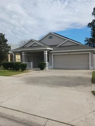 Rent this 3 bed house on 1233 Longville Circle in Tavares, FL 32278
