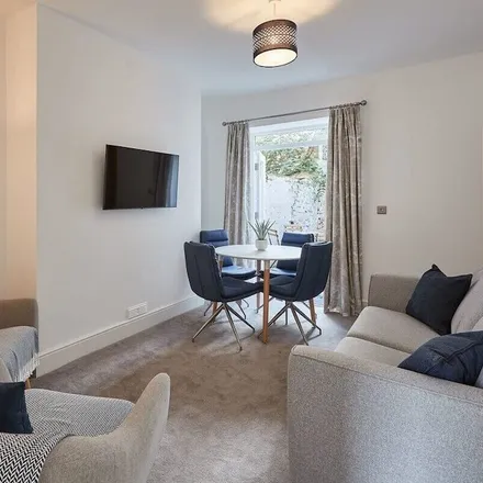 Image 7 - Caernarfon, LL55 1RN, United Kingdom - Apartment for rent