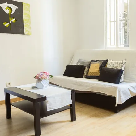 Rent this 1 bed apartment on Galerías Piquer in Calle Ribera de Curtidores, 28005 Madrid