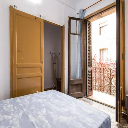 Image 2 - Carrer de Verdi, 54, 08012 Barcelona, Spain - Apartment for rent