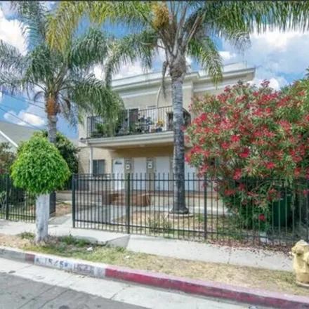 Buy this 7 bed house on 1543 W 22nd Pl in Los Angeles, California