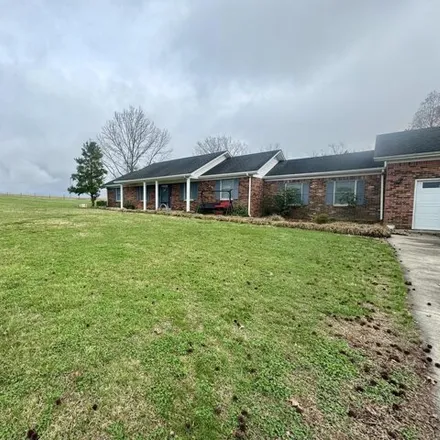 Buy this 3 bed house on 57 Mudd Kelly Ln in Springfield, Kentucky