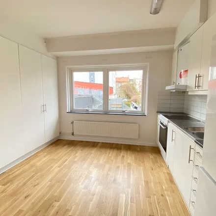 Rent this 1 bed apartment on Bryggaregatan 7 in 252 27 Helsingborg, Sweden