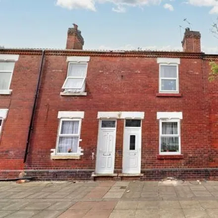 Buy this 2 bed townhouse on Kirk Street in Doncaster, DN4 0BL