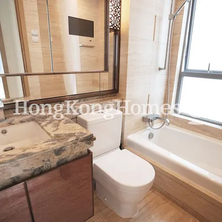 Image 6 - China, Hong Kong, Hong Kong Island, Ap Lei Chau, Ap Lei Chau Praya Road, Tower 5 - Apartment for rent