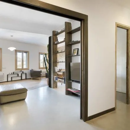 Rent this 6 bed apartment on Alcampo in Plaça Comercial, 08001 Barcelona