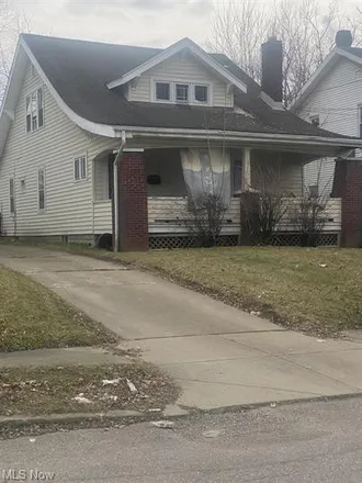 Rent this 1 bed house on 131 Hilton Avenue in Youngstown, OH 44507