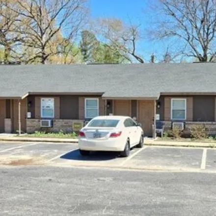 Rent this 1 bed house on 235 Tabor Drive in Warner Robins, GA 31093