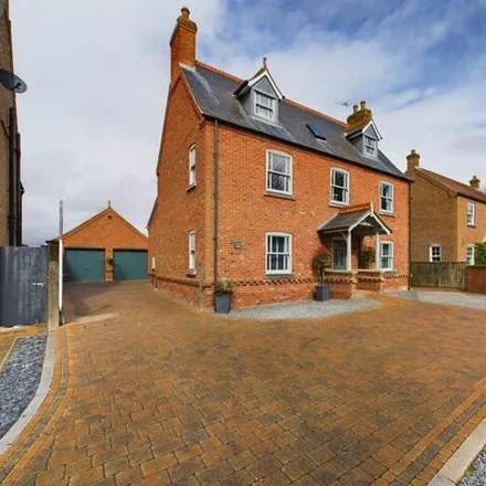 Buy this 6 bed house on Bridge House in Alford Road, Huttoft