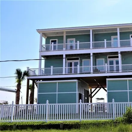 Image 2 - 198 Boudreaux Lane, Grand Isle, Jefferson Parish, LA 70358, USA - House for sale