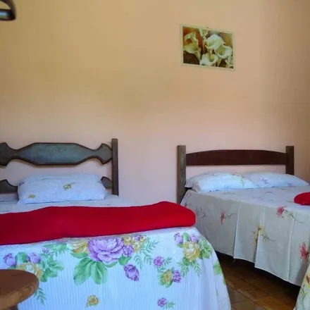 Rent this 3 bed house on Jaboticatubas in Região Metropolitana de Belo Horizonte, Brazil