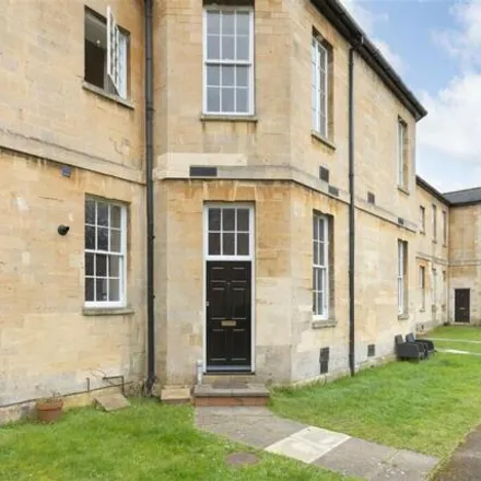 Buy this 2 bed townhouse on 3 Cooke Court in Devizes, SN10 5FG