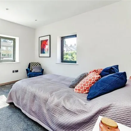 Image 2 - Farningham Road, Croydon Road, Tandridge, CR3 6QF, United Kingdom - Apartment for sale