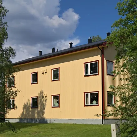Rent this 2 bed apartment on Trädgårdsvägen in 923 32 Storuman, Sweden