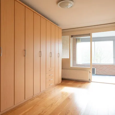 Rent this 3 bed apartment on Sprokkelenburg 7 in 4207 BA Gorinchem, Netherlands