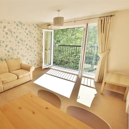 Image 2 - Wyncliffe Gardens, Cardiff, CF23 7FE, United Kingdom - Apartment for rent