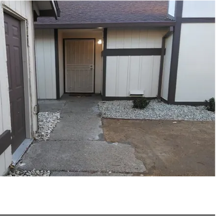 Image 2 - 2243 Lynbrook Dr - House for rent