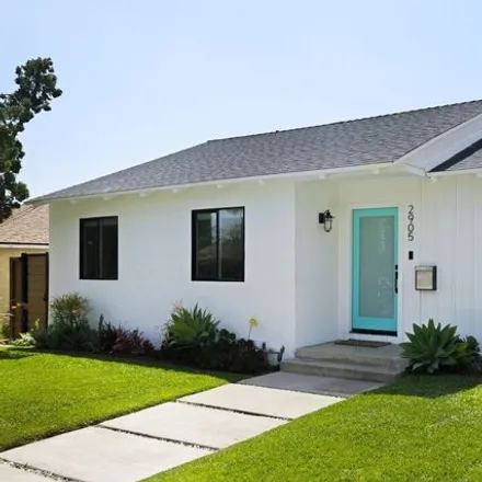 Buy this 4 bed house on 2909 North Brighton Street in Burbank, CA 91504
