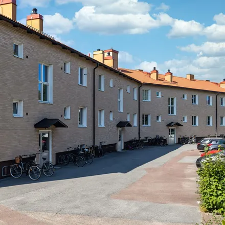 Rent this 2 bed apartment on Tingbergsgatan 18 in 652 29 Karlstad, Sweden