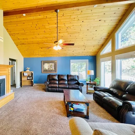 Image 5 - 126 Par Drive, Cascade, ID 83611, USA - House for sale