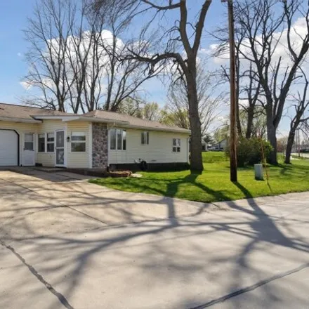 Buy this 2 bed house on 310 Maiden Street in Center Point, IA 52213