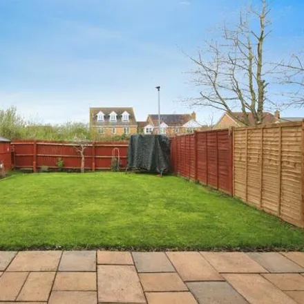 Image 2 - Royce Close, Yaxley, PE7 3QY, United Kingdom - House for sale