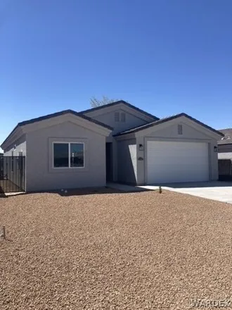 Buy this 3 bed house on 2188 Florence Avenue in Kingman, AZ 86401