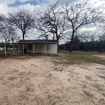 Buy this 2 bed house on 19784 County Road 4145 in Smith County, TX 75771
