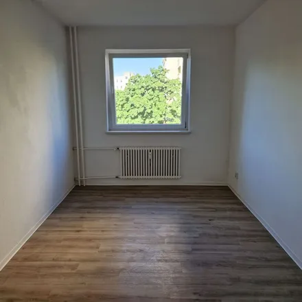 Image 2 - Am Forstacker 26, 13587 Berlin, Germany - Apartment for rent