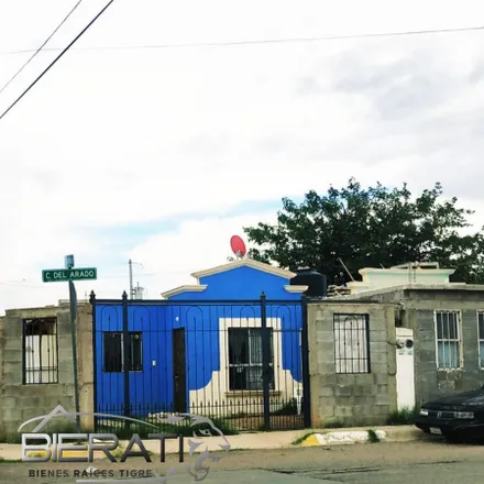 Buy this studio house on Avenida del Carruaje in Fraccionamiento Los Naranjos III, 31203 Chihuahua