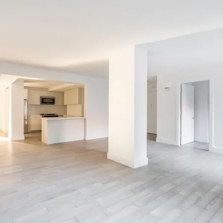 Rent this 3 bed apartment on 423 Ocean Parkway in New York, NY 11218